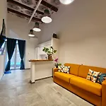 Borgo Dei Miracoli Πανσιόν Νάπολη