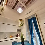 Borgo Dei Miracoli Πανσιόν Νάπολη