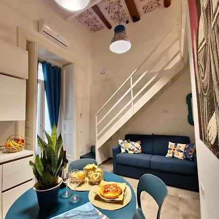 Borgo Dei Miracoli نابولي