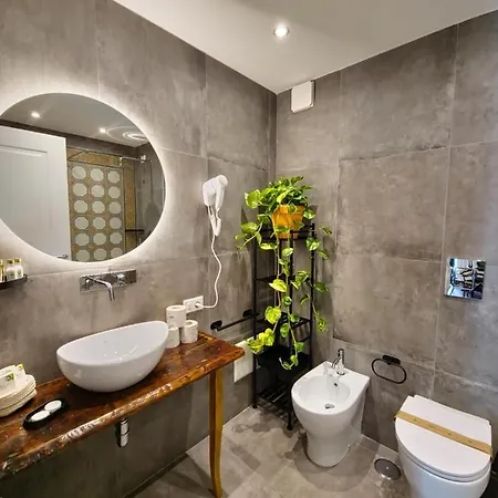 Borgo Dei Miracoli بيت ضيافة نابولي